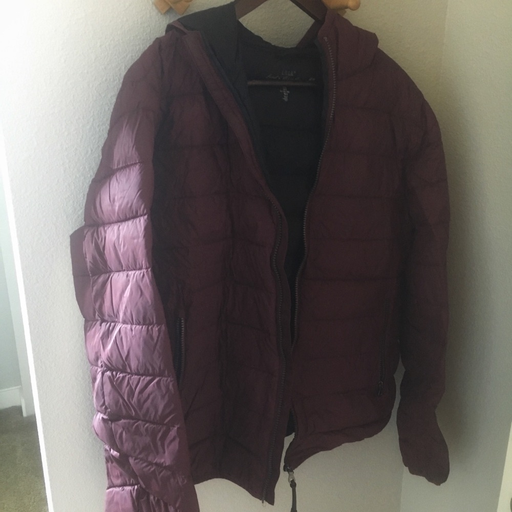 Lightweight puffer jacket